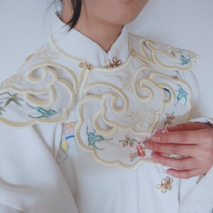 日本购梅兰竹菊刺绣花云肩假领戏曲明制汉服古风古装演出服女配件