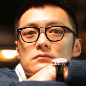 余文乐同款眼镜男防辐射抗蓝光黑色框素颜眼镜近视女可配度数散光