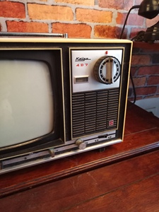 凯歌黑白电视机