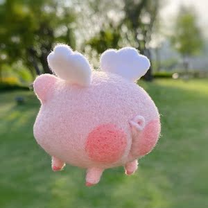 羊毛毡戳戳乐解闷手工diy材料包小飞猪公仔自制礼物汽车挂件解压