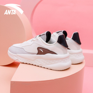 安踏女鞋跑步鞋春季2022官网新款休闲粉色网面透气旅游运动老爹鞋