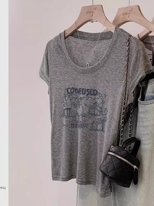 灰色U领时尚百搭减龄上衣设计创意印花美式复古短袖T恤小众女士潮