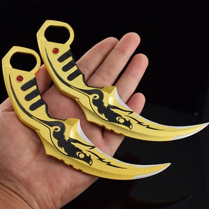 大号黄金毒牙双持合金模型使命召唤暗月双刺五爪金龙玩具刀不开刃