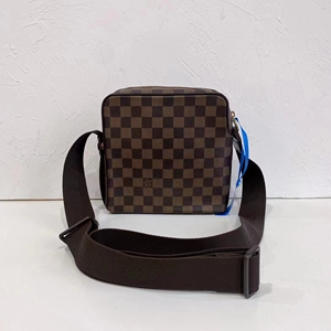 蔚蓝中古 lv/路易威登 棕色 棋盘格 男士邮差包 98新