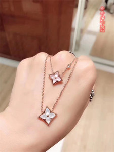 正品代购lv/路易威登18k四叶草项链孔雀石粉贝母白贝母女子锁骨链