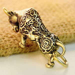生肖牛铜牛小牛牦牛茶宠手把件小挂件创意吊坠实心水牛挂饰13人付款