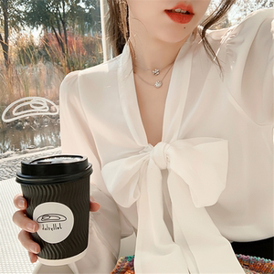 蝴蝶结白衬衫女2021春夏新款光泽感缎面网红长袖衬衣车涵菱旗舰店