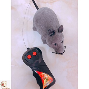 电动老鼠猫玩具充电