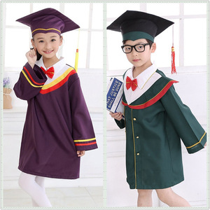 儿童博士服幼儿园学士服博士帽小学生六年级毕业服礼服夏季套装。