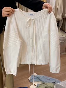 白色长袖衬衫女小个子2024春季新款女装风琴褶圆领绑带单排扣衬衣