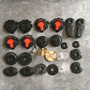 头盔镜片卡扣头盔配件固定大孔卡扣镜片底座成人安全帽通用镙丝兔