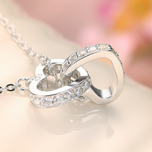 周大生小爱心项链