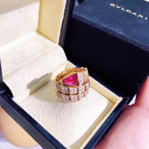 bvlgari宝格丽serpenti系列红碧玺蛇头三圈满钻戒指女