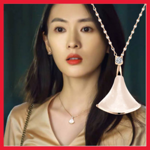 钛钢百搭小红裙品合金裙摆小裙玫瑰金锁骨链感三十岁而已同款项链