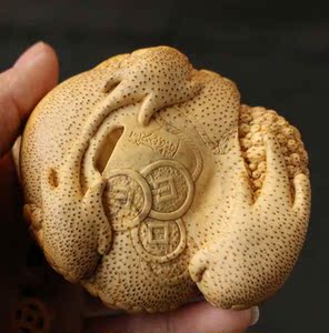 一物一拍精品名家张念超纯手工雕刻满钉三足金蟾手把件竹根雕金蛙