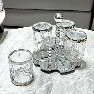 杯子收纳架创意家用沥水玻璃杯架桌面放水杯倒挂架可旋转杯架托盘