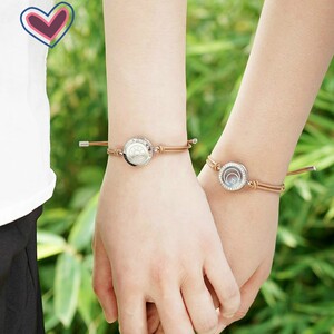 情侣手环一对感应发光异地恋神器手链智能震动纪念生日礼物首饰