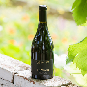 【阅酒】新西兰云雾之湾缇华怡te wahi红葡萄酒 黑皮诺干红