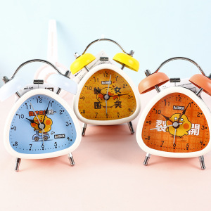 7折19923坊文具 抖鸭三角闹钟书房桌面早起时钟可挂式