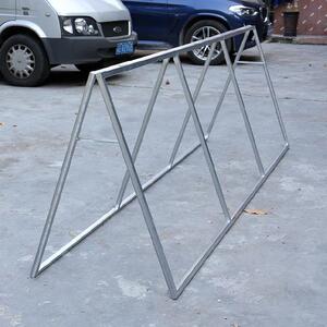 抗风户外足球场立式宣传广告架信息便携三角展示架喷绘围栏kt板.