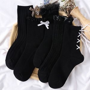 黑色袜子女棉袜蕾丝花边蝴蝶结洛丽塔中筒潮ins日系可爱jk公主袜