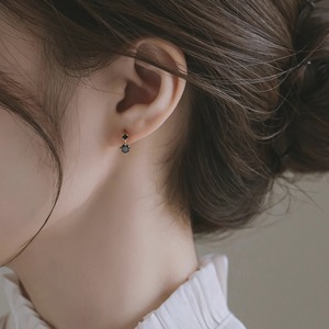 养耳洞独特小众设计感925银针黑色锆石耳扣轻奢气质时尚高级耳环