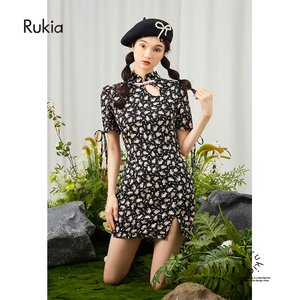 rukia/酷拽连衣裙甜辣显瘦印花盘扣改良旗袍修身可盐可甜炸街裙子