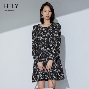hely小翠花及膝长袖连衣裙2021新款女装秋季收腰修身气质显瘦长裙