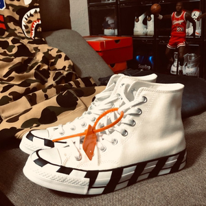 offwhite联名鞋匡威