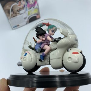 七龙珠布玛摩托车