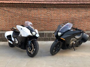 进口本田概念dn-01蝴蝶踏板金翼1800cc巡航250旅行马杰斯特摩托车