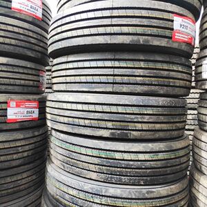 德安通12r22.5真空轮胎全钢18层级三线四线麻将块花纹半挂货车