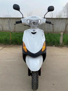 二手正品雅马哈巧格福喜迅鹰100-125c男女通用燃油助力踏板摩托车