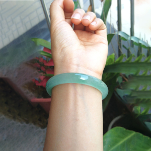 000人付款淘宝青石珠宝怒江天然独龙玉手镯女款正品玉镯老坑冰种飘花