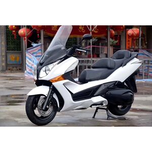 宝马电喷踏板车大型巡航摩托车大船踏板大绵羊长途旅行车外壳