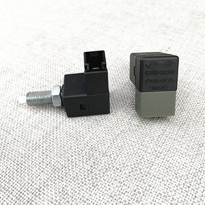 适用现代悦动瑞纳伊兰特雅绅特途胜赛拉图秀尔k2福瑞迪刹车灯开关
