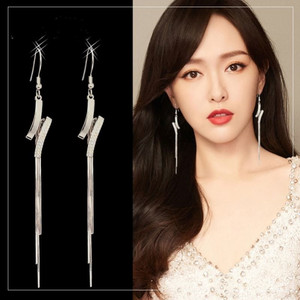 唐嫣明星同款耳环2021年新款潮银长款网红百搭气质流苏耳坠仙女风