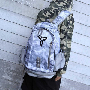 nba球星周边背包湖人名宿黑曼巴kobe科比双肩包大容量学生书包