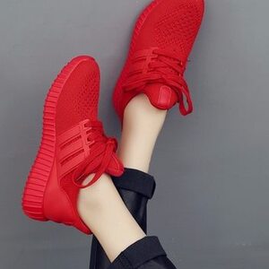 小红鞋春季2019新款运动鞋女红色透气跑步鞋学生休闲鞋.