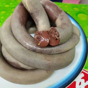 血肠内蒙古东北血肠正宗东北桓仁笨猪猪血现灌血肠东北杀猪菜