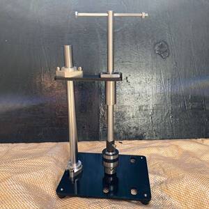 外贸grizzly手动手摇攻丝机人力攻丝机攻牙机攻丝工具制牙螺纹机