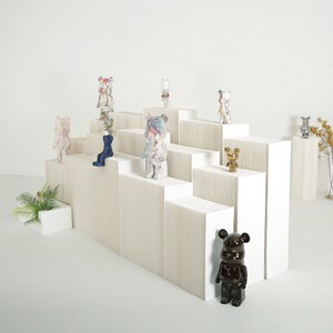 梯形展示架不规则展柜服装店包包饰品手办陈列货架摆件橱窗展示台