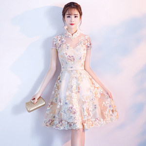 中式改良旗袍2022春夏季新款伴娘服短款年轻款少女日常显瘦连衣裙