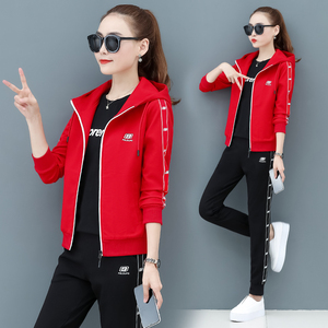 女士运动套装特步