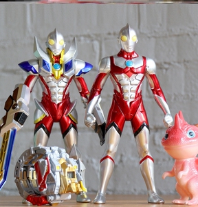 欧特曼奥特曼玩具大号超大噢特曼迪迦泰罗银河声光剑小玩偶整套