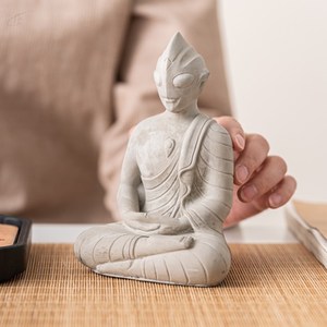 创意内涵奥特曼菩萨佛像我奥慈悲树脂公仔摆件迪迦奥特曼人物模型