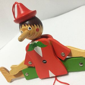 傀儡娃娃提线木偶恐怖