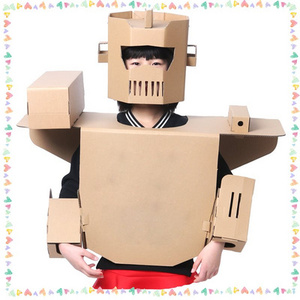纸箱玩具手工制作环保纸壳机器人金刚铠甲手工衣服儿童diy材料.