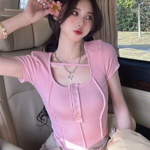低胸圆领上衣性感