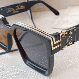 网红明星同款百万富翁lv02墨镜男个性潮流蹦迪太阳眼镜女镶钻logo